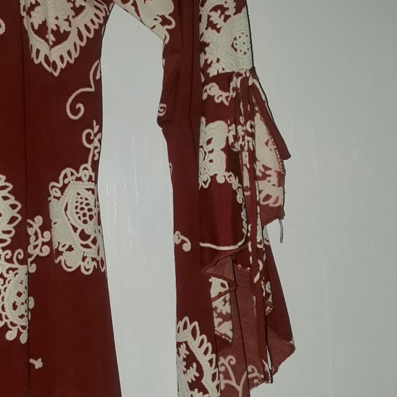 Dress - Picture 3 of 6